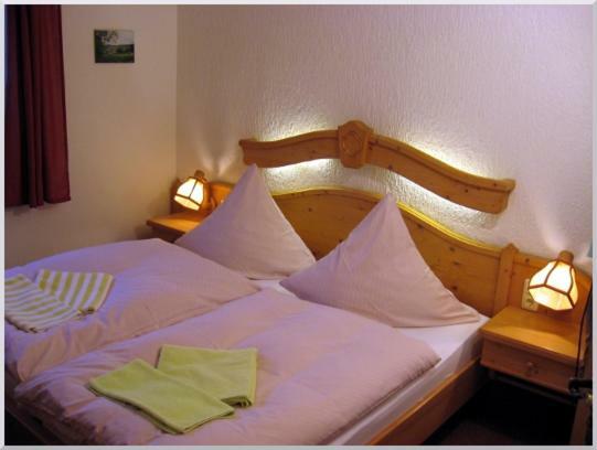 Gasthof-Pension Rotes Haus Oberwiesenthal Exterior photo