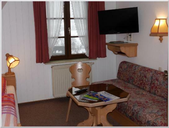 Gasthof-Pension Rotes Haus Oberwiesenthal Exterior photo